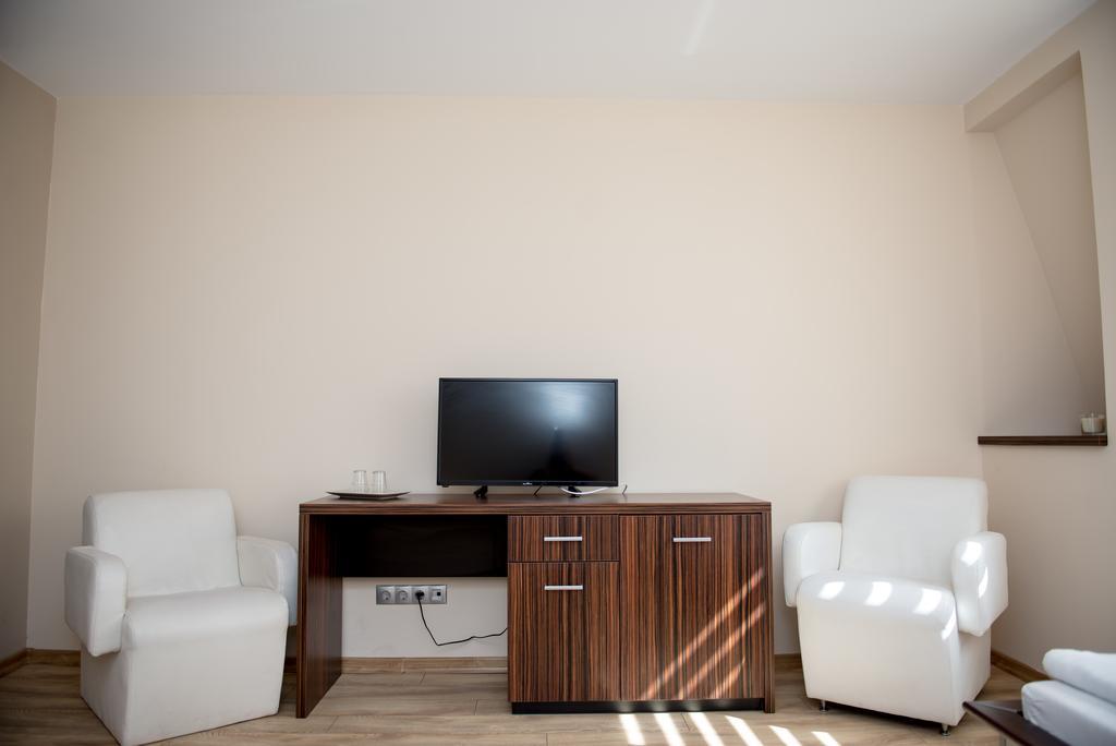 Luxe Stay Targu Mures Exterior photo