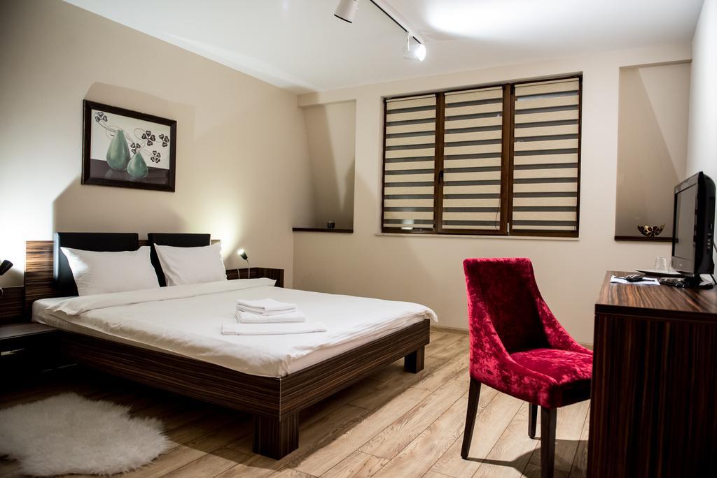 Luxe Stay Targu Mures Exterior photo